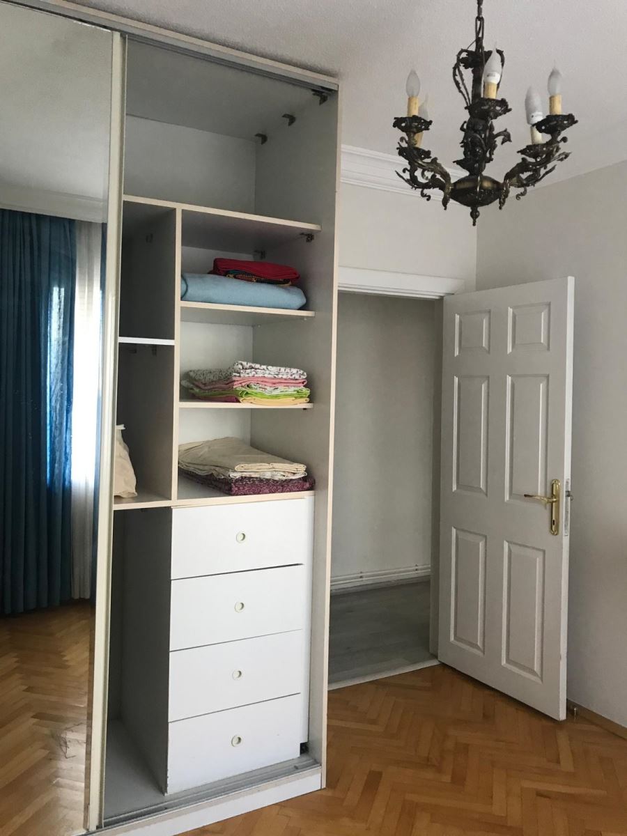 Koru Hastanesi yakınında kiralık apart