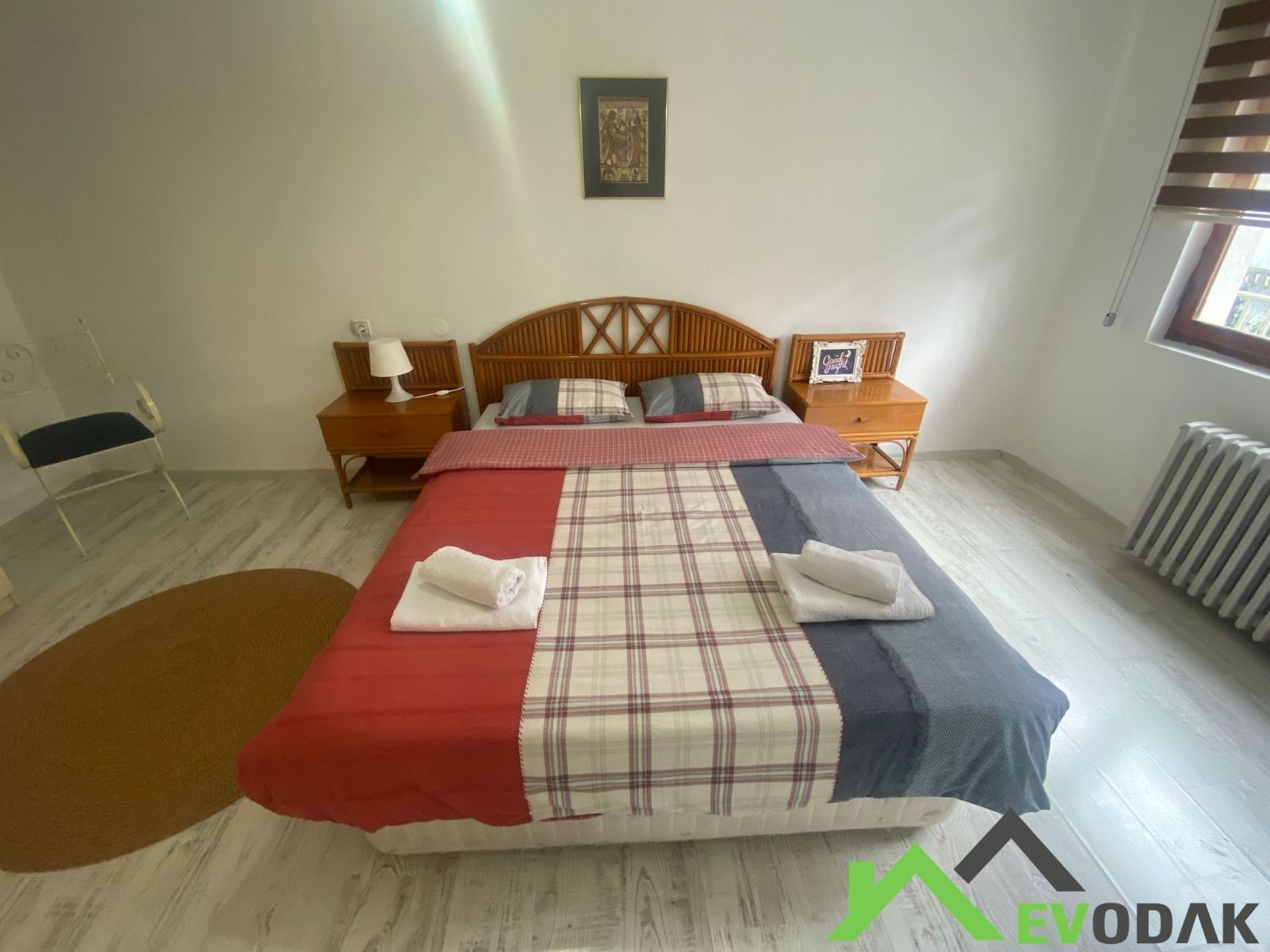 شقق واسعة وحديثة (2+1، 3+1) تناسب العائلات الكبيرة في بالغات. 