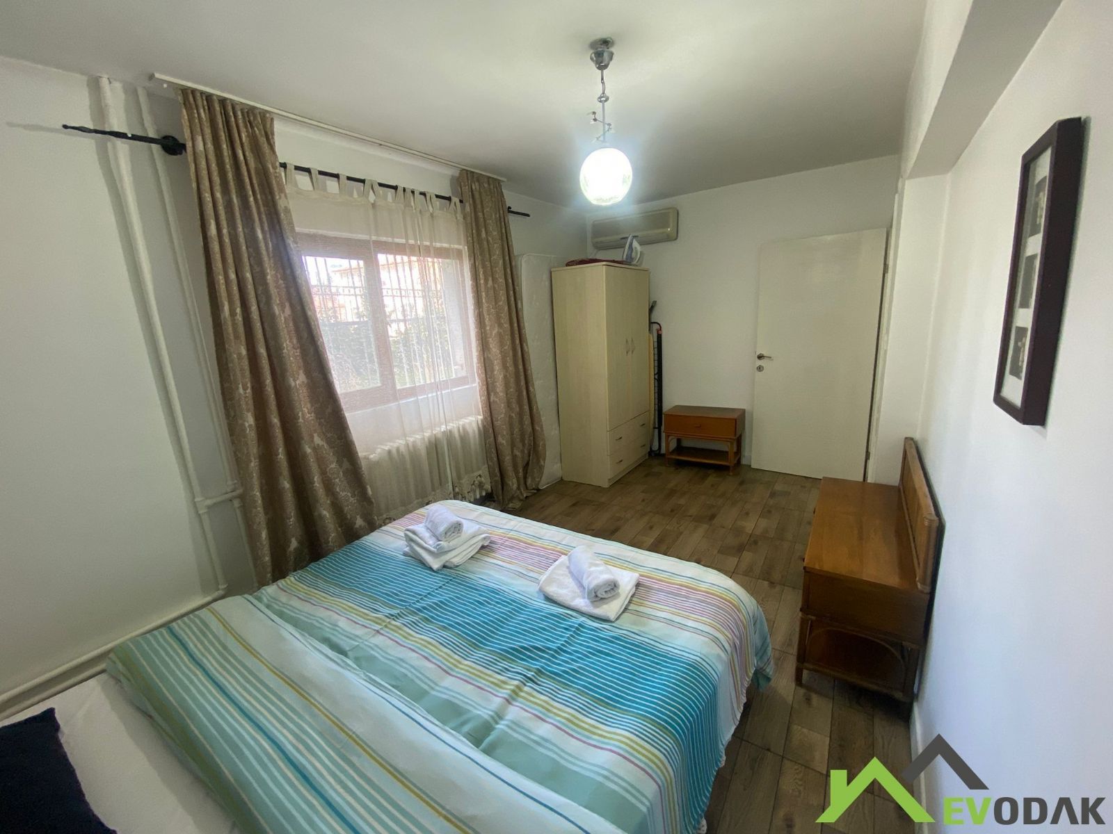 سكن عائلي في بالغات يحتوي على مصعد ومدخل مريح